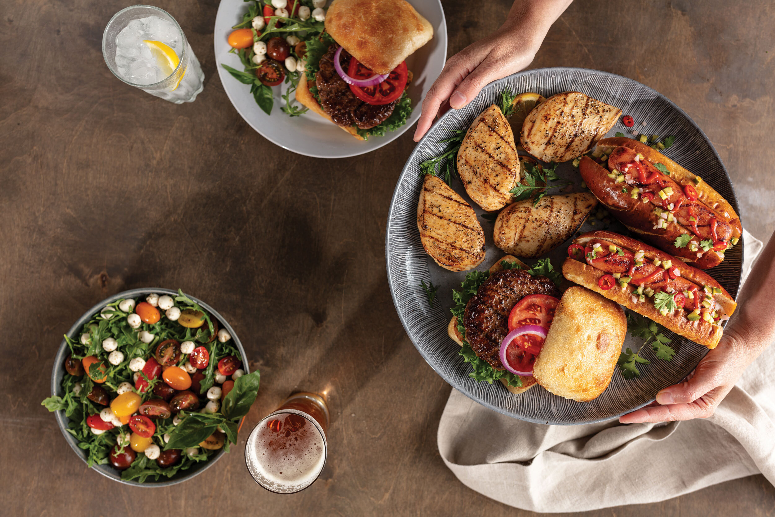 https://blog-content.omahasteaks.com/wp-content/uploads/2022/06/how-to-fight-shrinkflation-at-the-grocery-store-with-Omaha-Steaks.jpg
